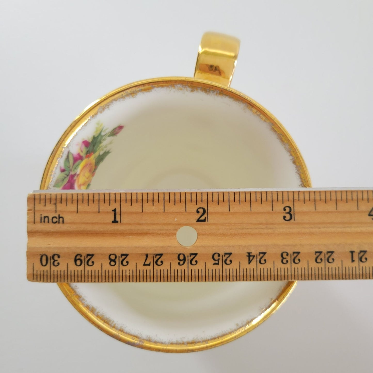 Royal Albert Christmas Magic Coffee Mug, England c.1990s