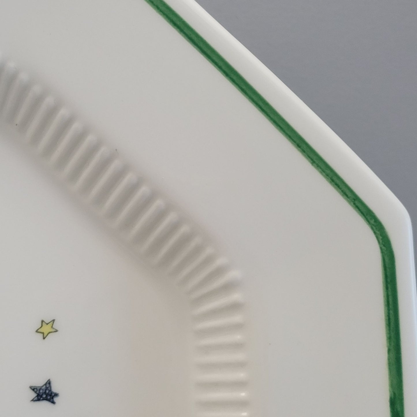 Nikko Christmastime Classic Collection Dinner Plate c.1979-83