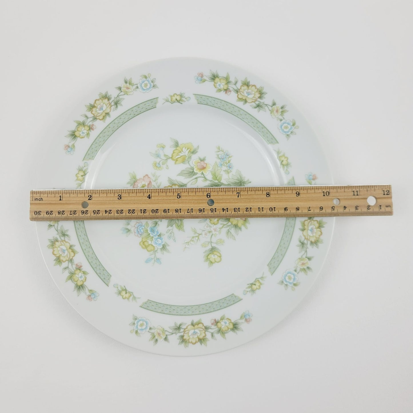 Fashion Royale Ashley Dinner Plate Set of 2, Made in Japan