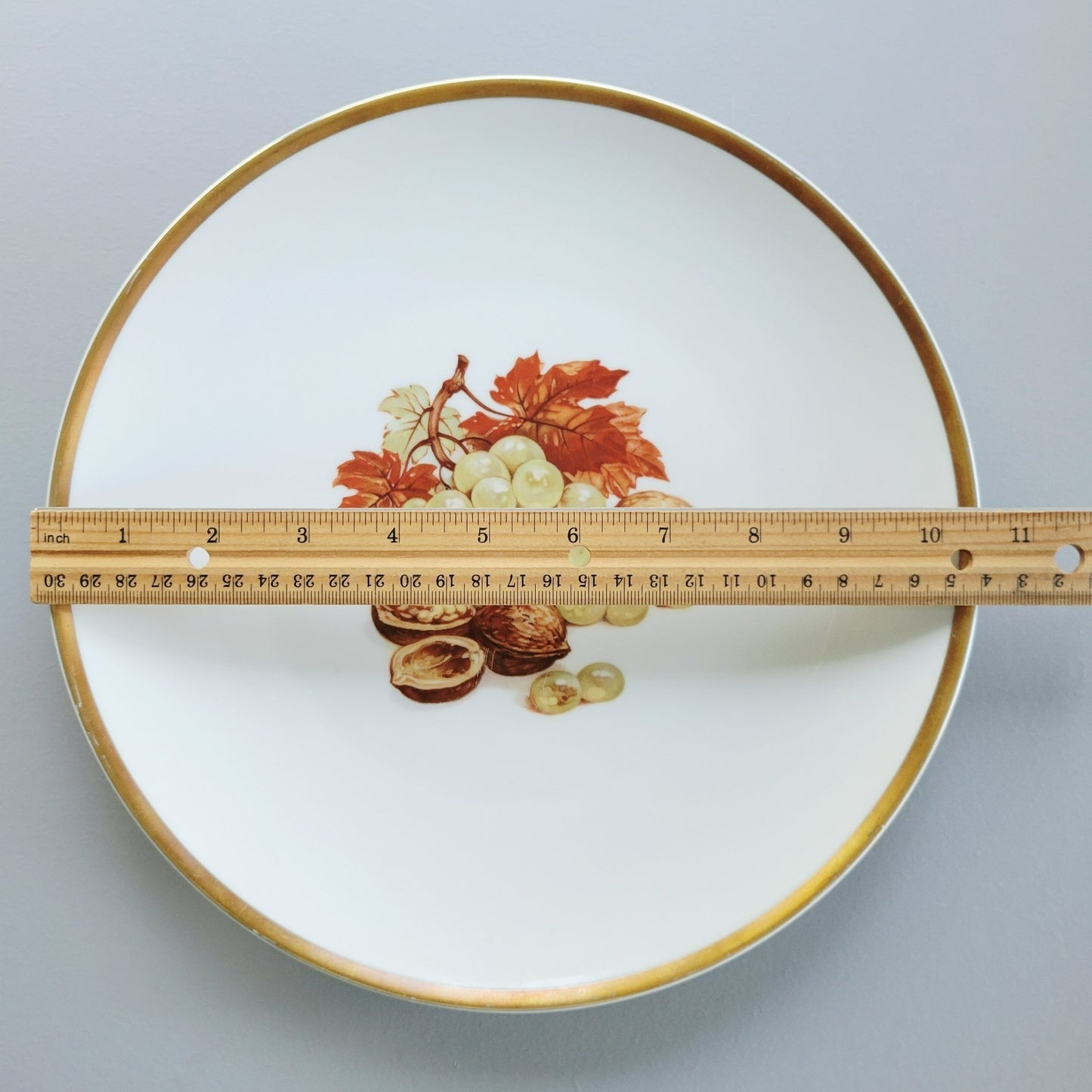 PM Jaeger & Co. Harvest Dinner Plate, Grapes & Walnuts, c.1950-60 Bavaria Germany