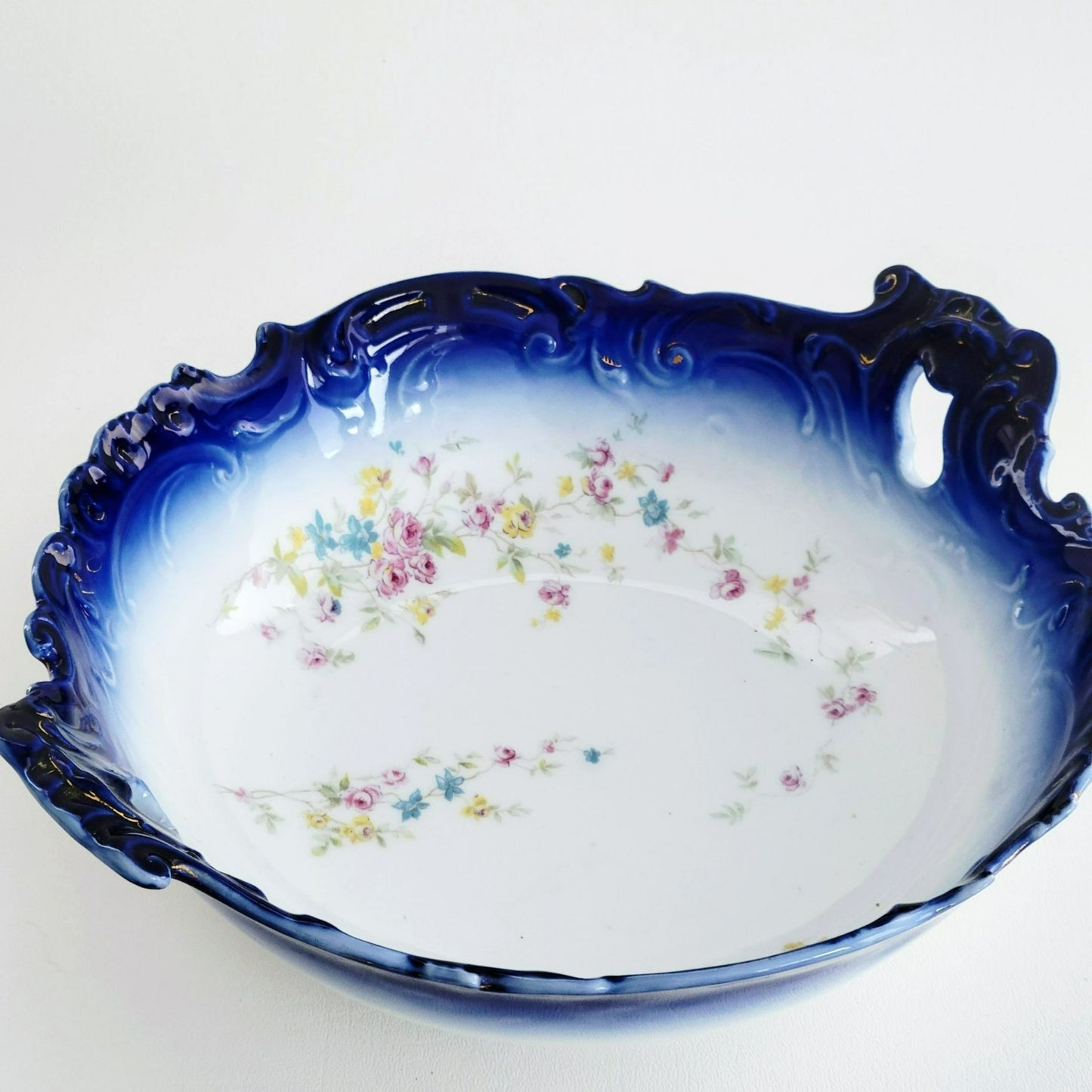 LS&S Carlsbad Flow Blue Decorative Bowl,  Austria c.1890-1917