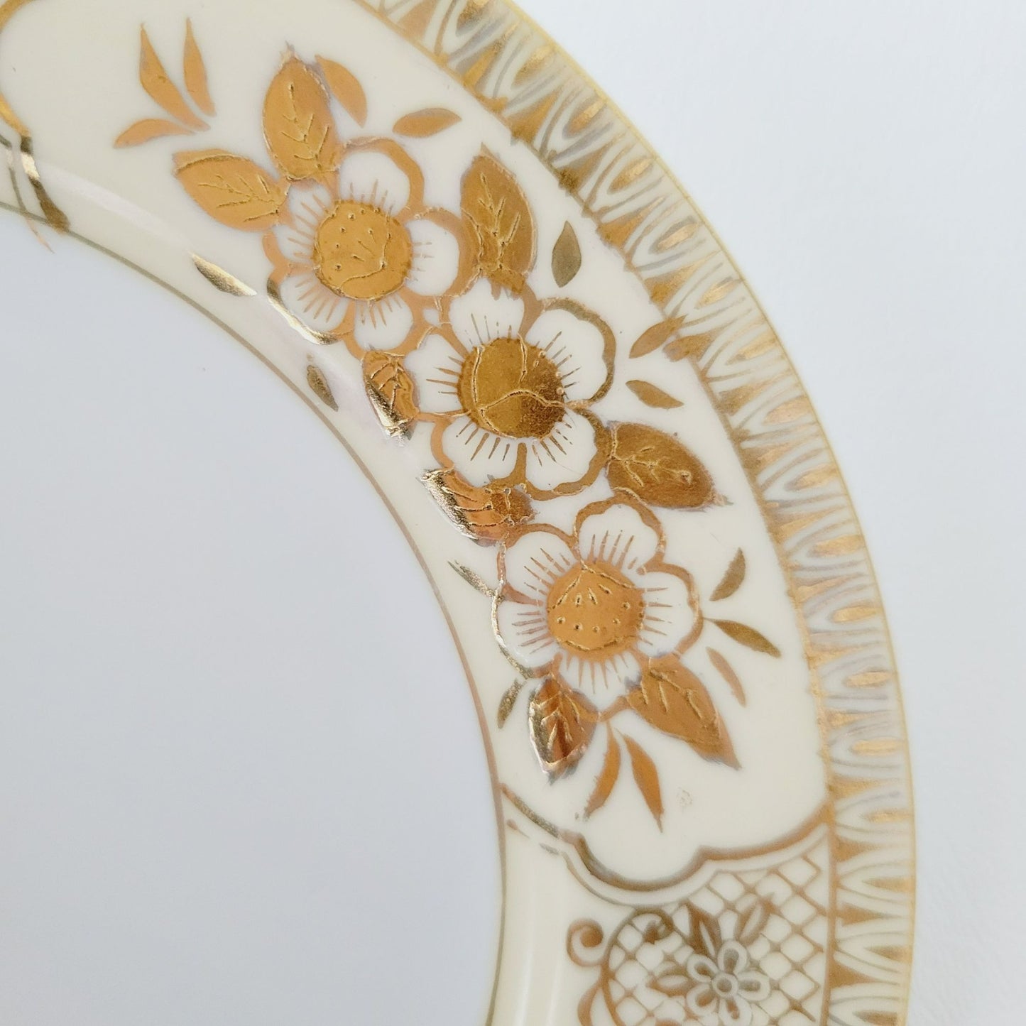 Chikaramachi Embossed Hand-Painted Salad Plate, Set of 2, 1920-30s Japan