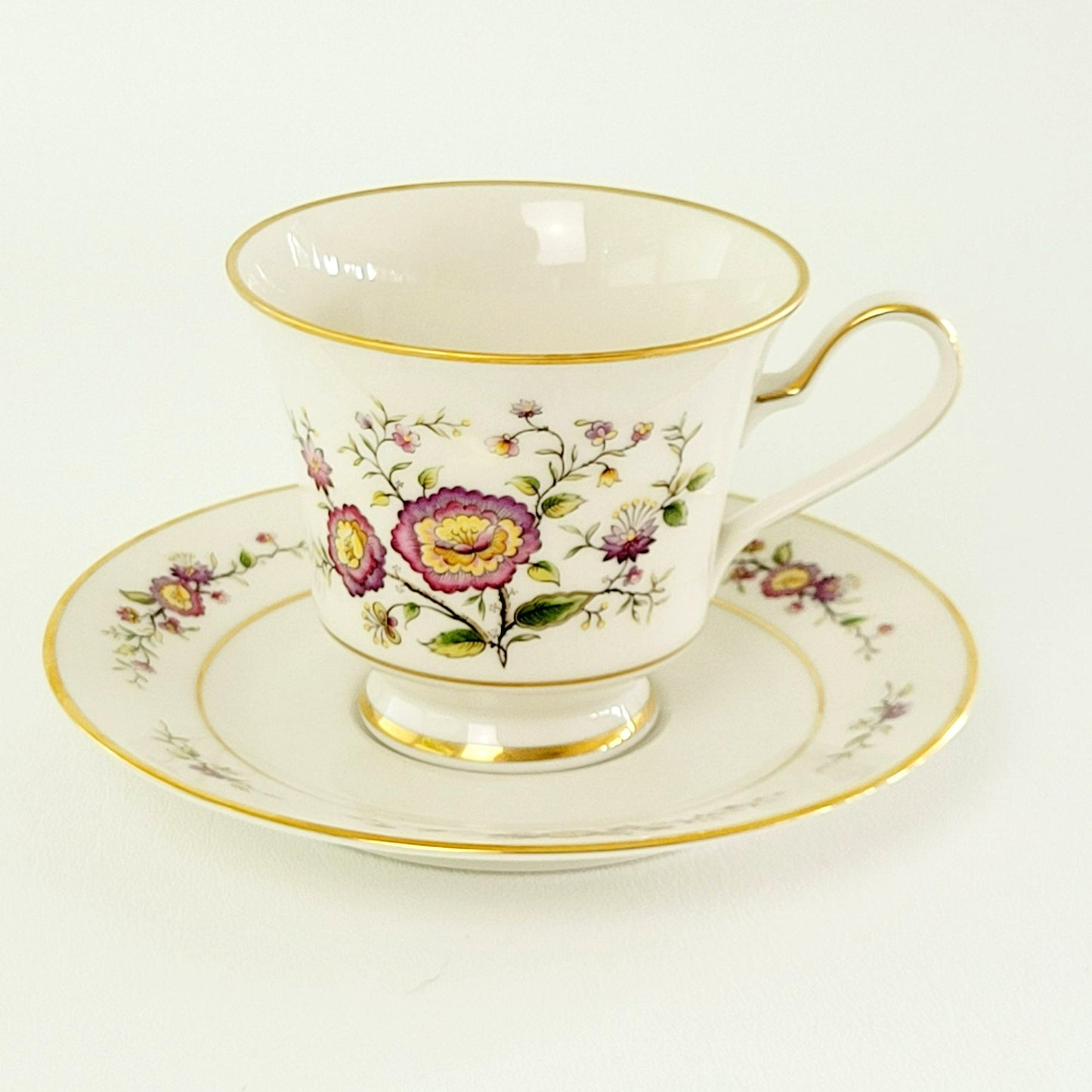 Noritake Asian Song Tea Cup & Saucer Set, Cream with Floral Design & Gold Trim, c.1972-86 Japan