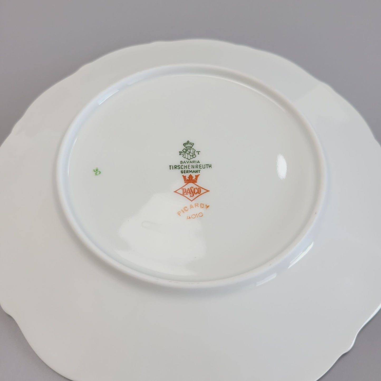 Tirschenreuth Picardy Salad Plate, Set of 2, Platinum Trim, c.1969 Bavaria Germany