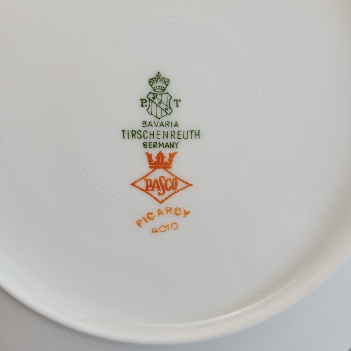 Tirschenreuth Picardy Salad Plate, Set of 2, Platinum Trim, c.1969 Bavaria Germany