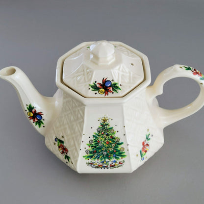 Sadler Christmas Eve Teapot, Made In England