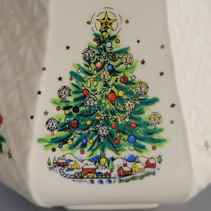 Sadler Christmas Eve Teapot, Made In England