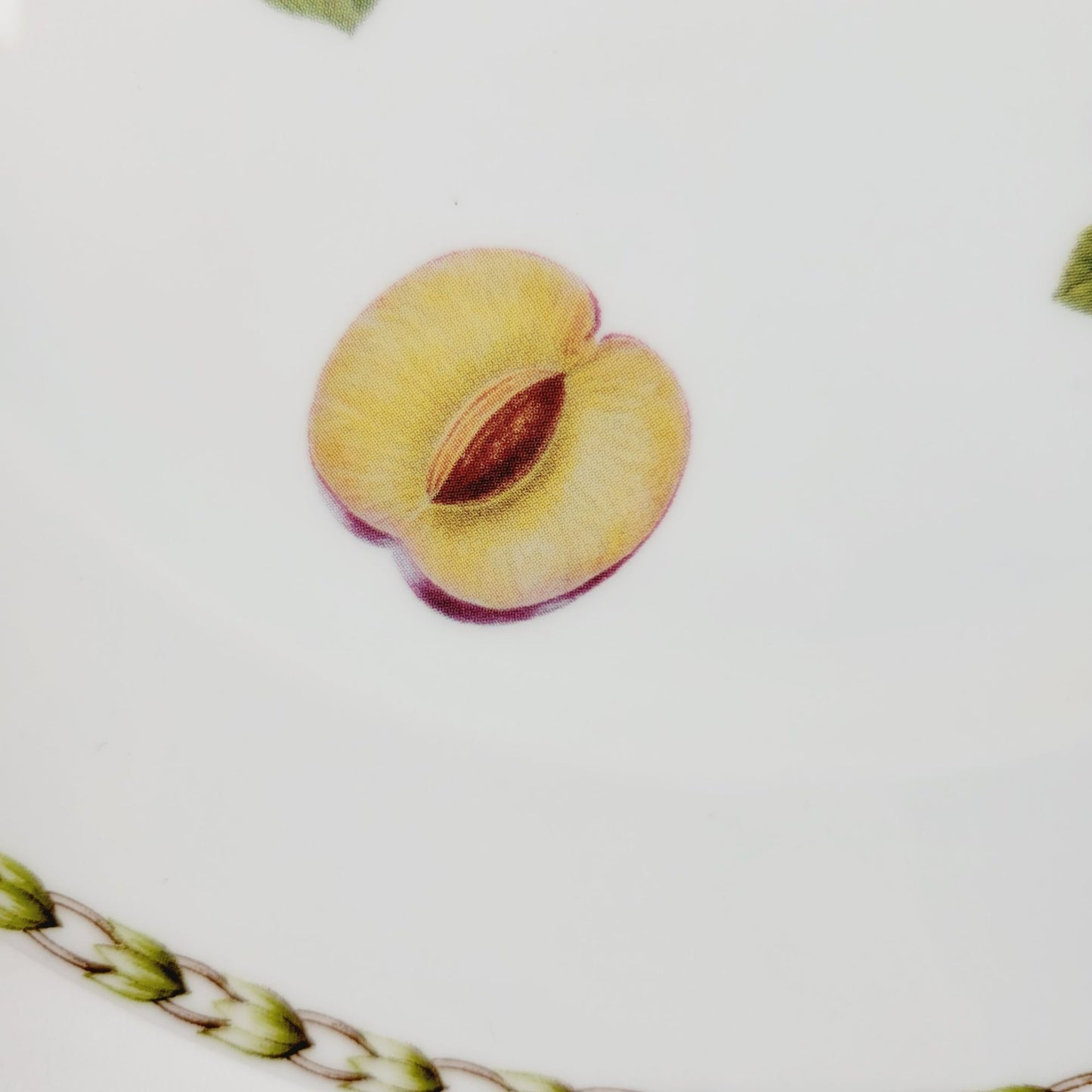 Queen's Hookers Fruit Plum Salad Plate Set of 2, Made in England