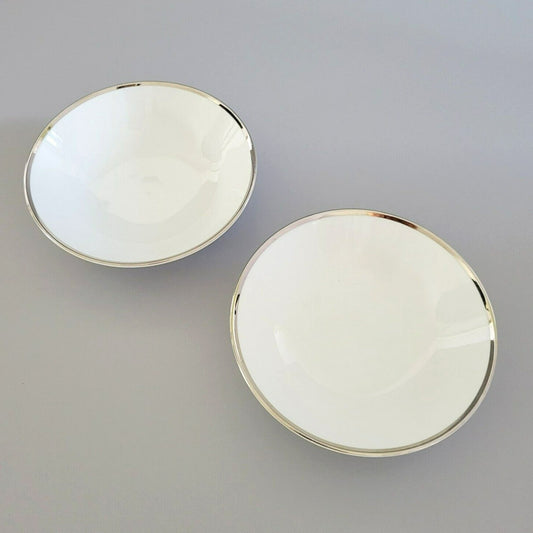 Johann Haviland Wedding Ring Berry Bowl Set of 2, Platinum Trim c.1960s Germany