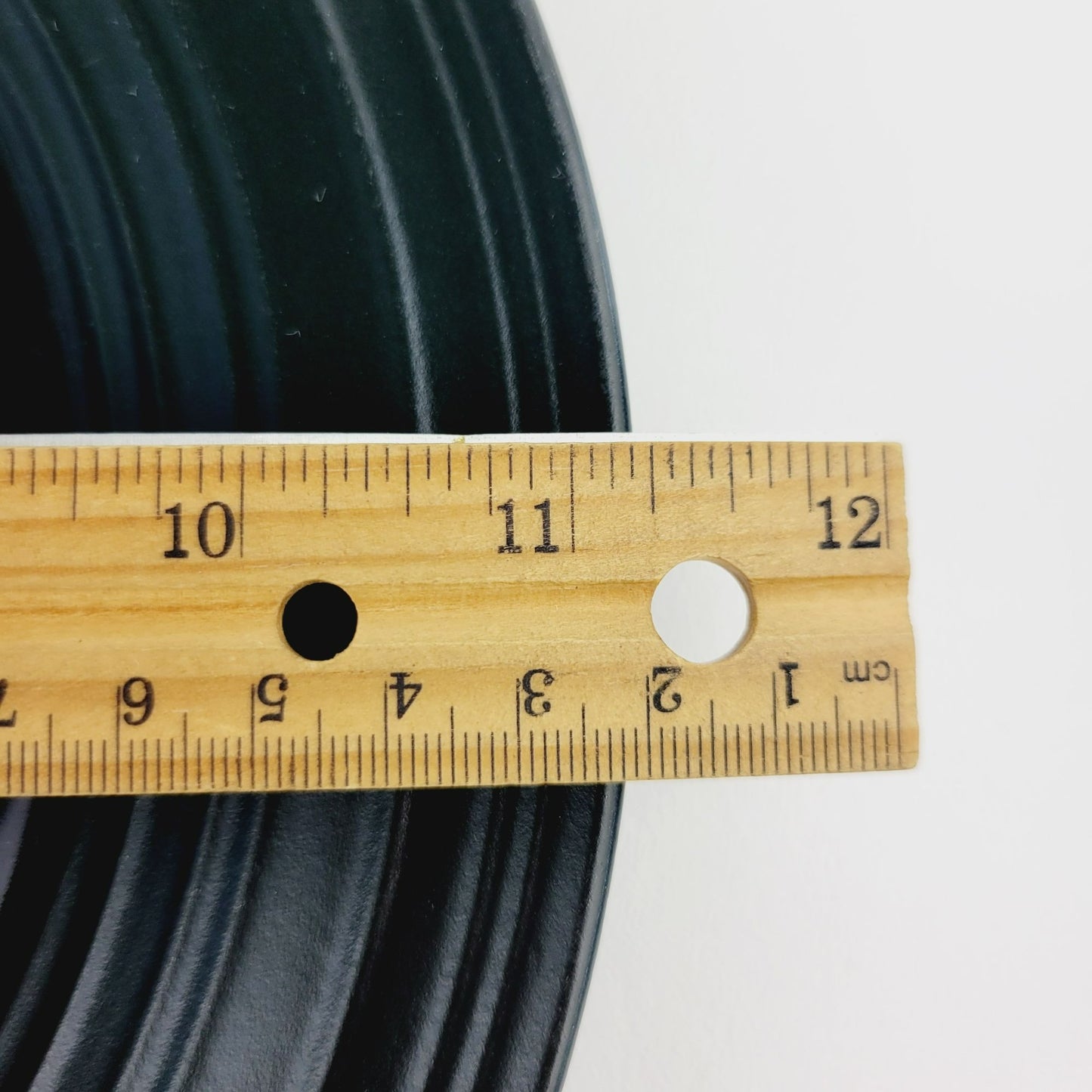 Mikasa Swirl Black Stoneware Dinner Plate