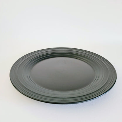 Mikasa Swirl Black Stoneware Dinner Plate