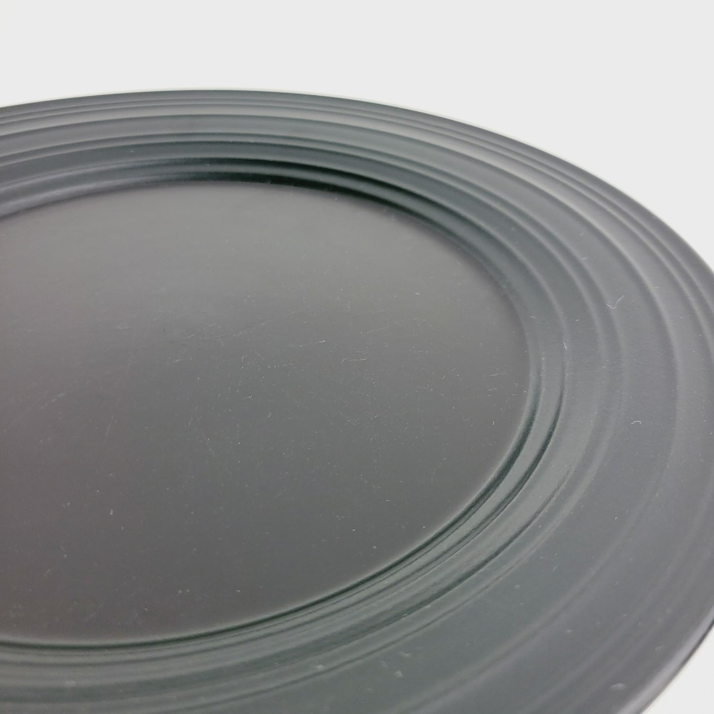 Mikasa Swirl Black Stoneware Dinner Plate