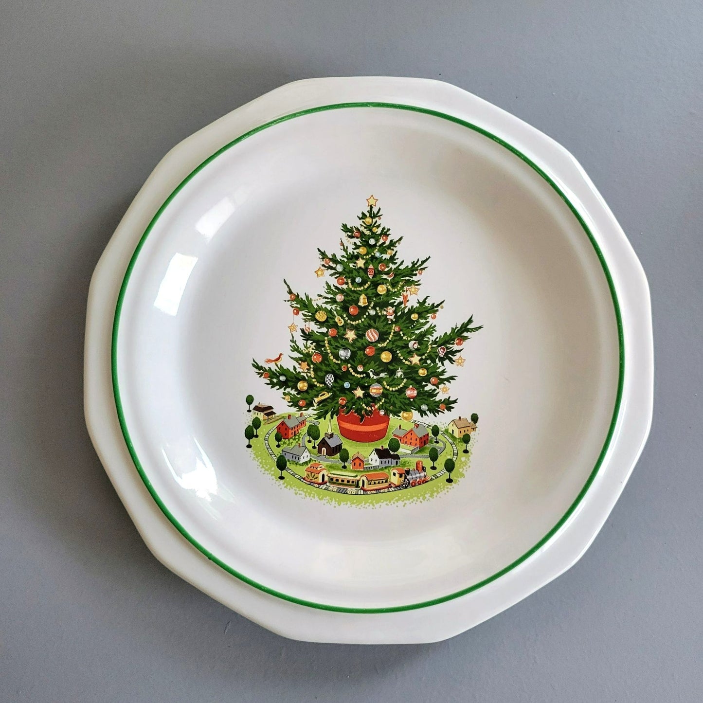 Pfaltzgraff Christmas Heritage Salad Plate, USA Made