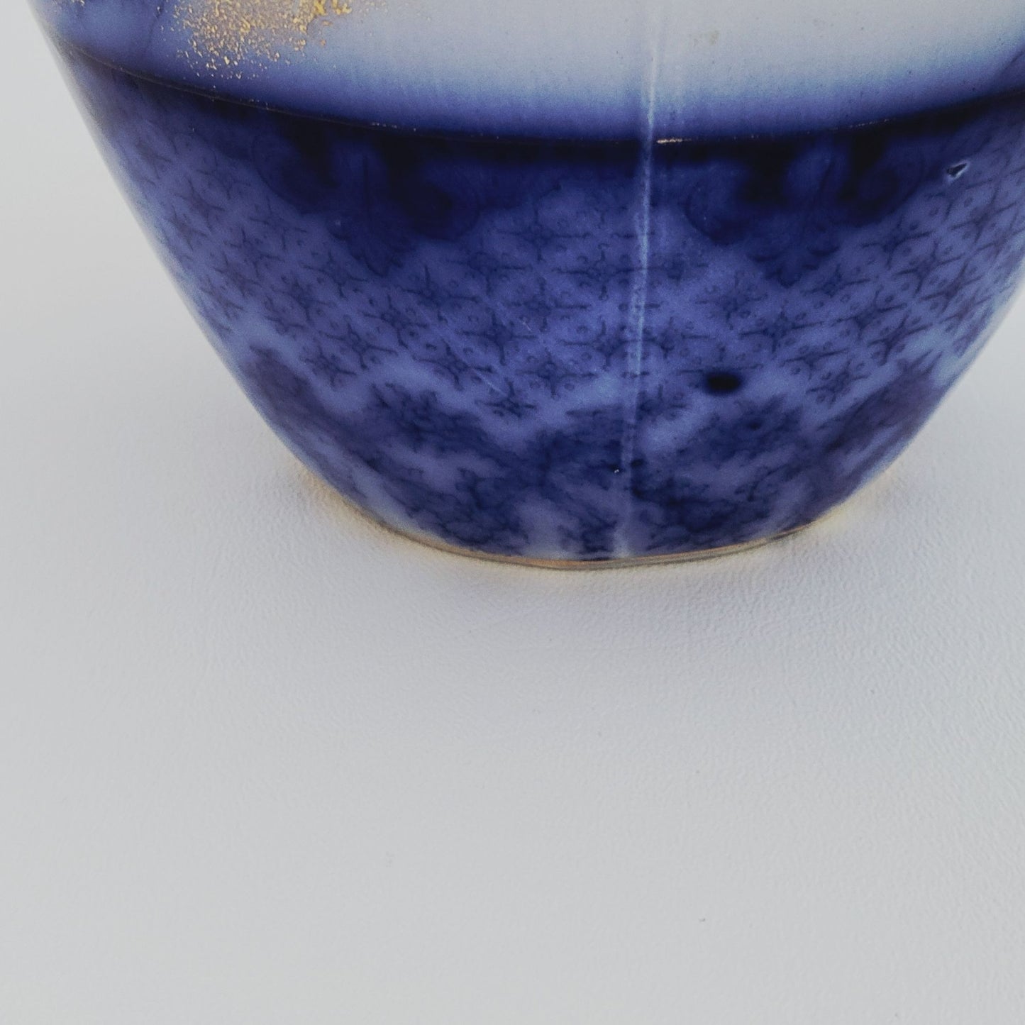 Antique Edge Malkin & Co. IRIS Flow Blue Vase, c.1891-1903 England