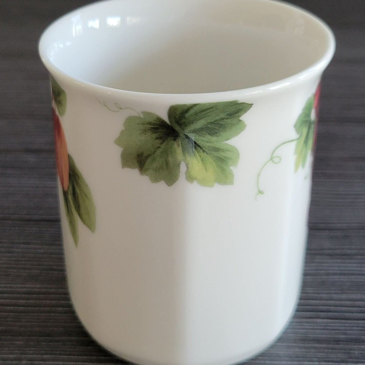 Royal Doulton Vintage Grape Coffee Mug Cup c1990s England Fruit Fall Drinkware