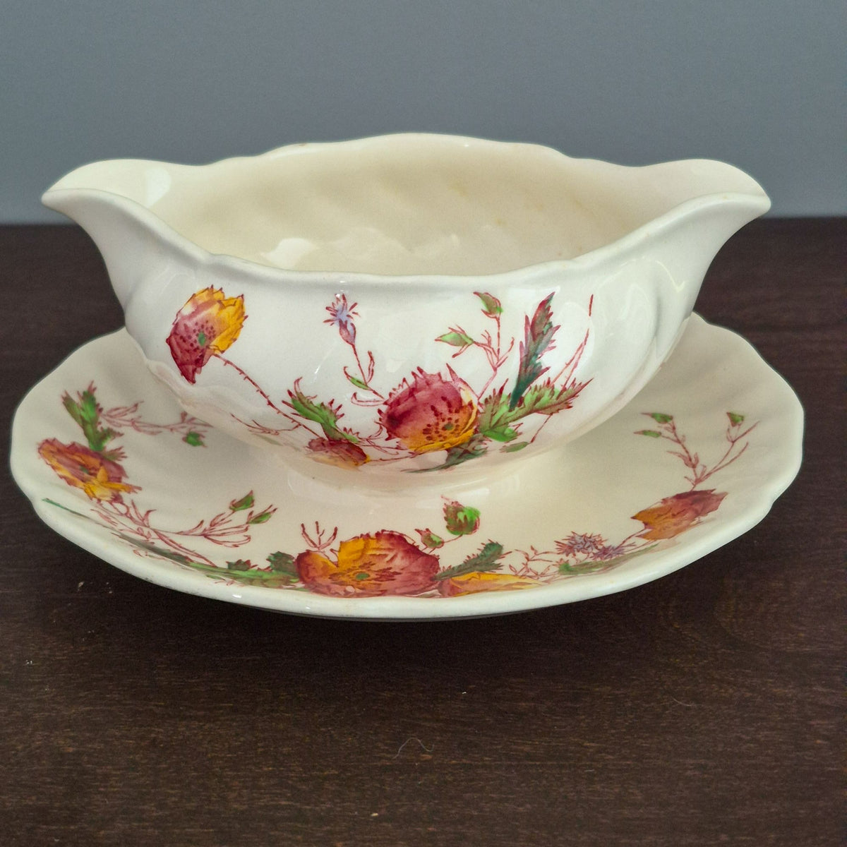 Royal Doulton "Sherborne" Gravy Boat & Underplate, c.1938-61 England