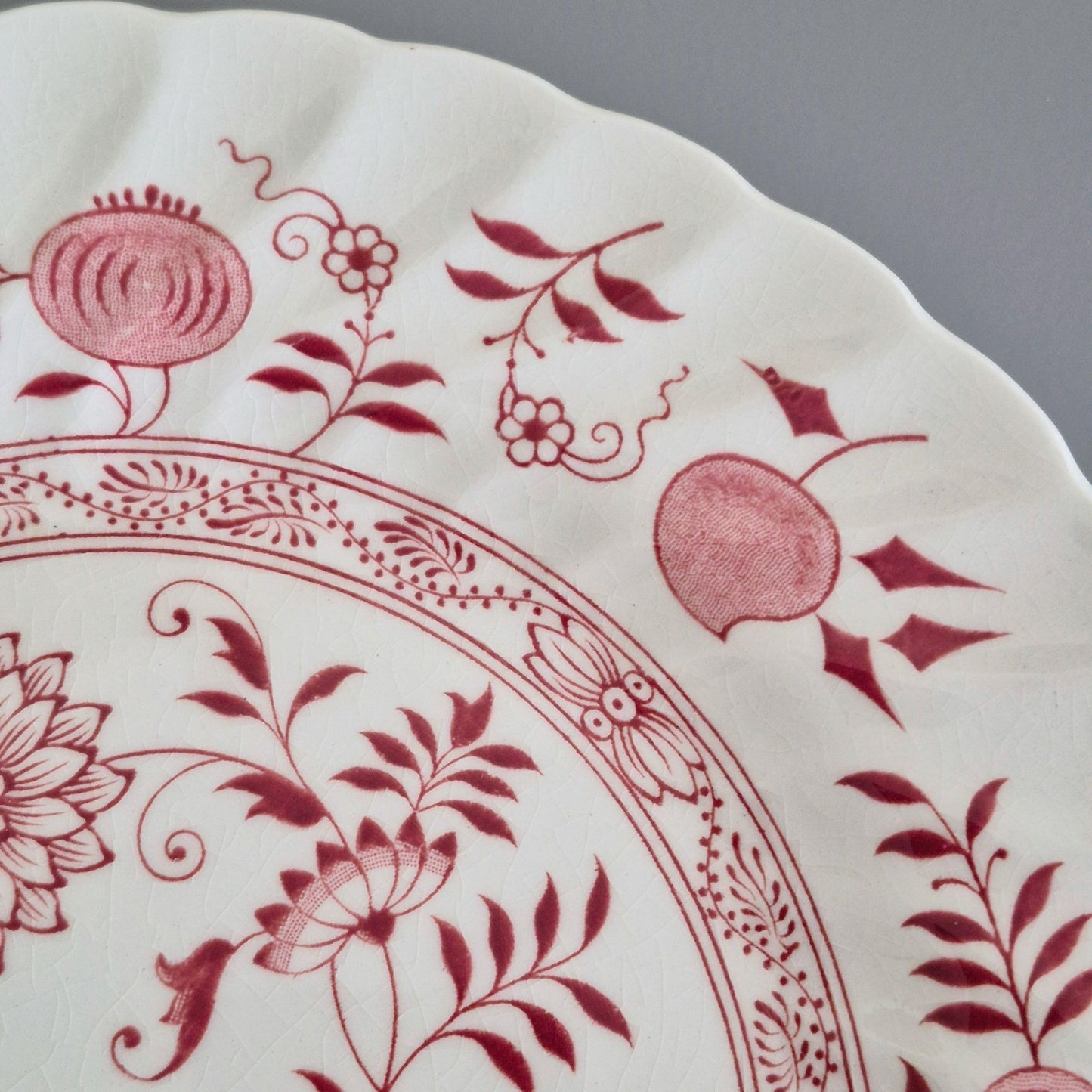 Wood & Sons "Old Vienna" Ironstone Dinner Plate, England c.1960s