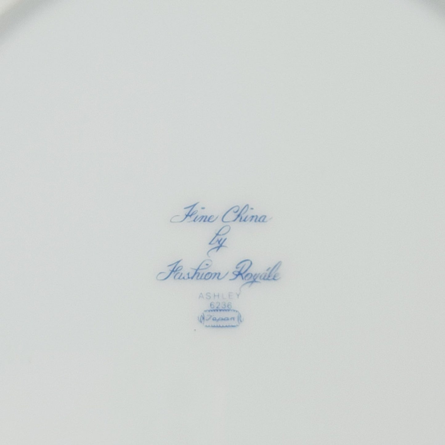 Fashion Royale Ashley Bread Plate Set of 2, Japan Made