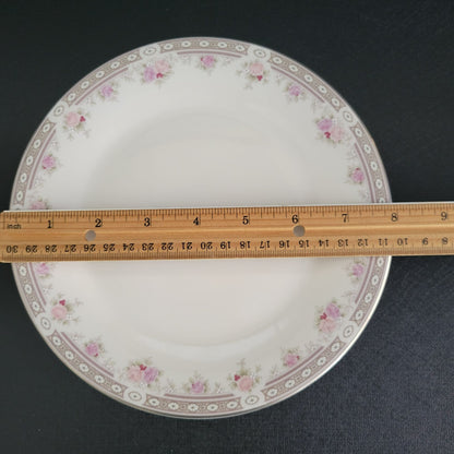 Royal Doulton Elegance Salad Plate, Set of 2, 1980s Vogue Collection