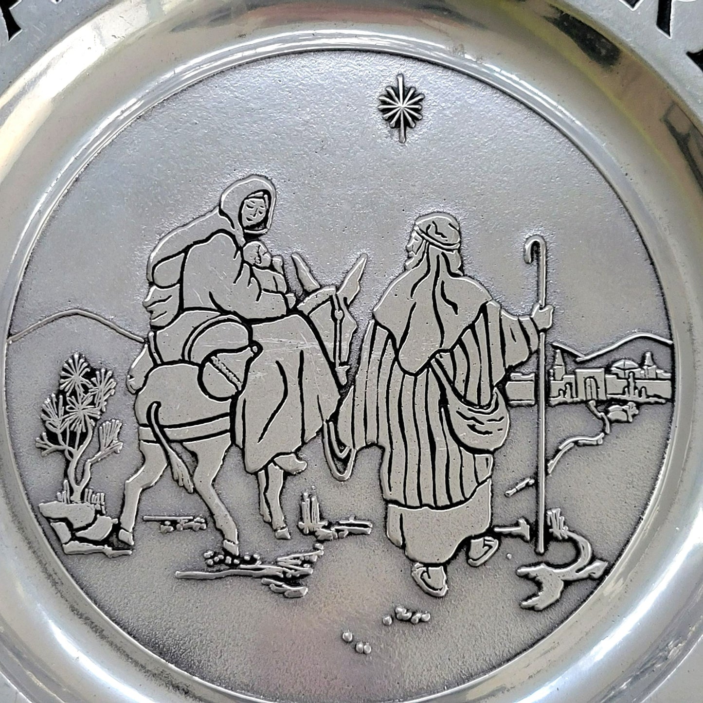 Wilton Peace On Earth 1982 Pewter Annual Plate