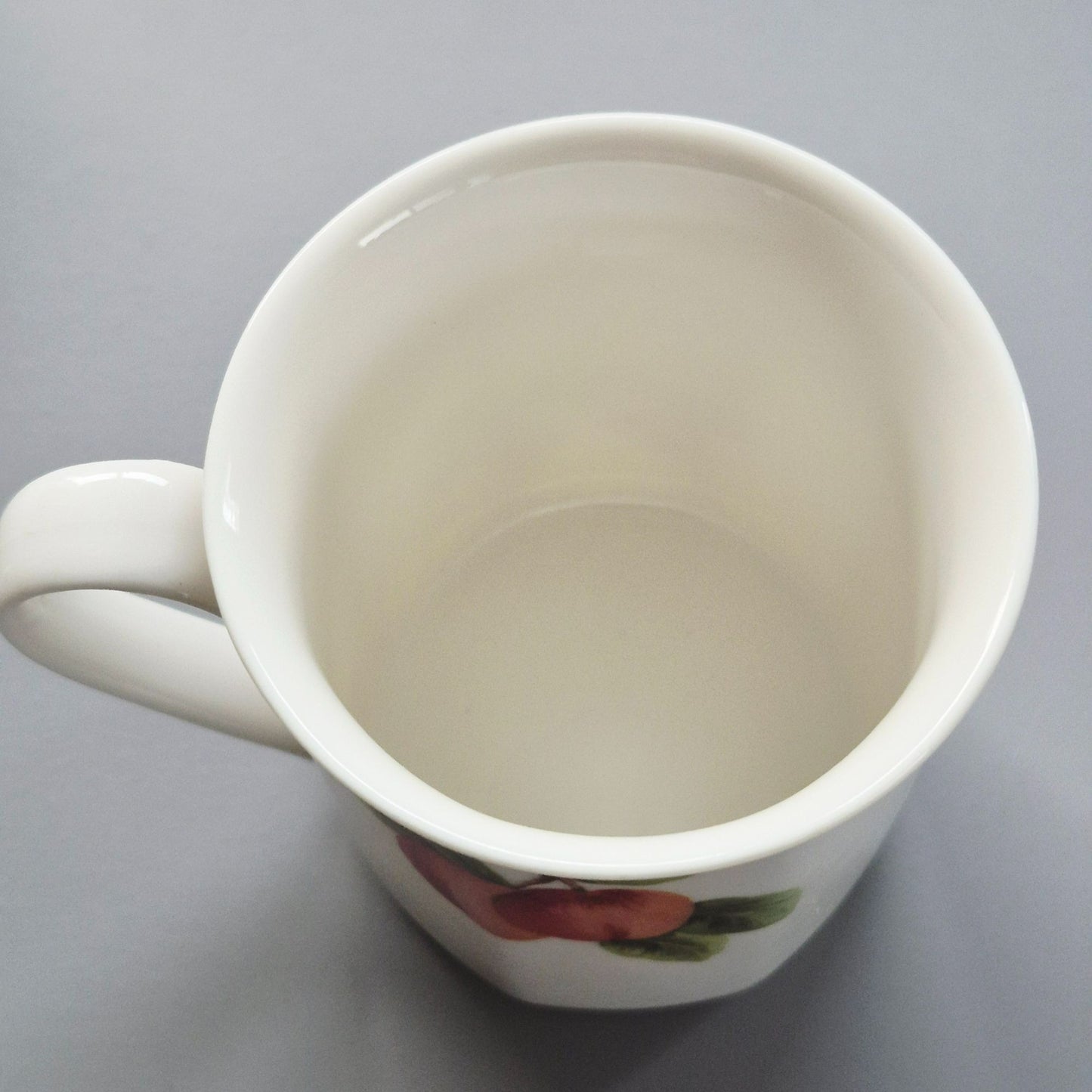 Royal Doulton "Vintage Grape" Coffee Mug, Set of 2, c.1990s England