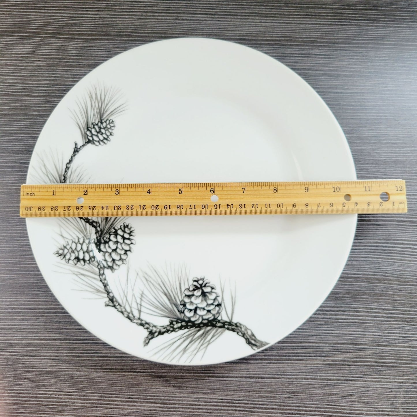 Cabela's Pinecone Dinner Plate