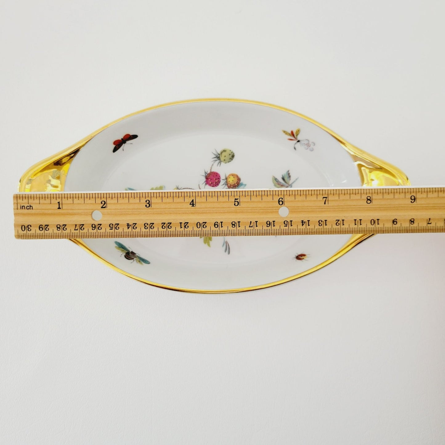 Royal Worcester #8 STRAWBERRY FAIR Oval Baking Dish