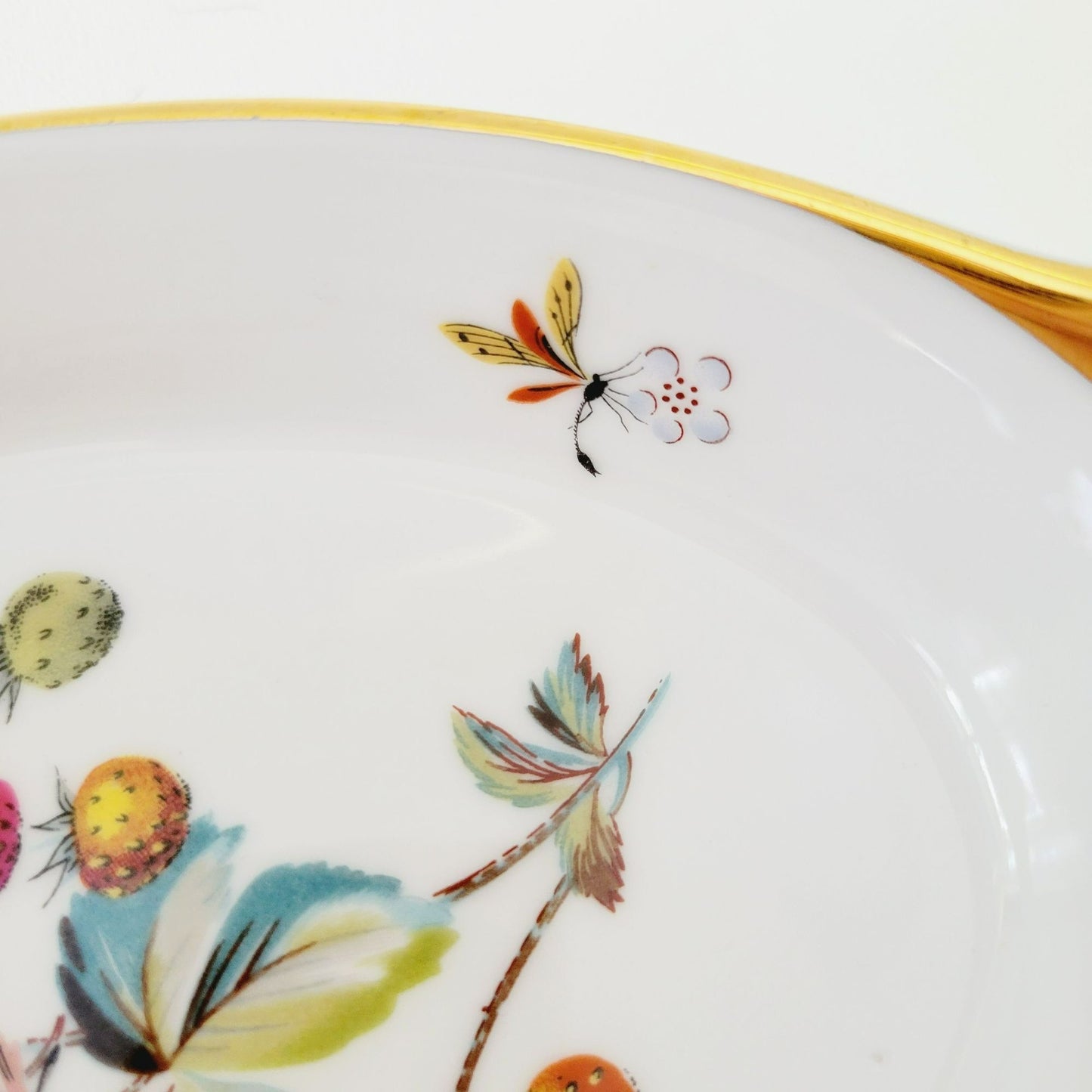 Royal Worcester #8 STRAWBERRY FAIR Oval Baking Dish