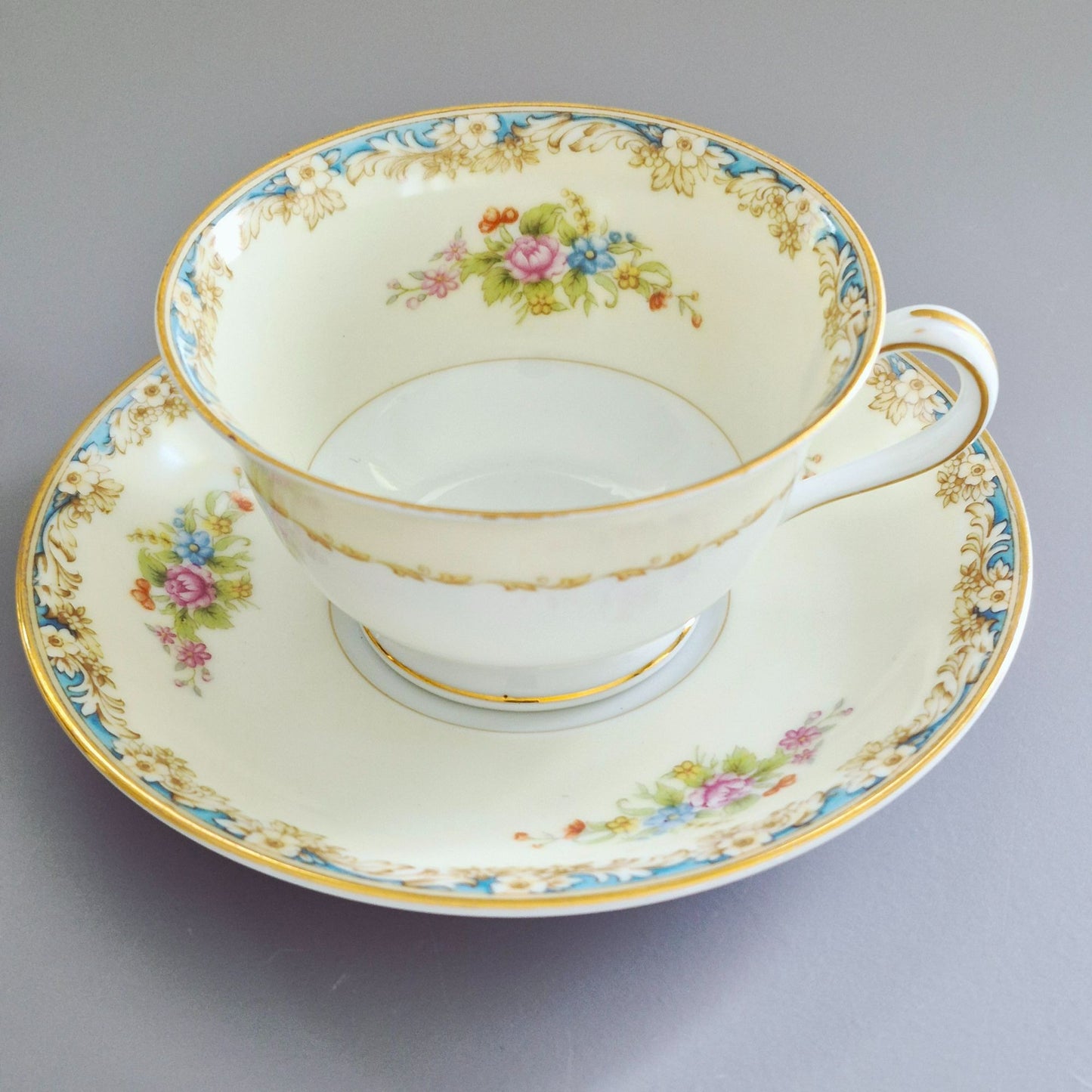 Noritake Floral Spray Teacup & Saucer, 2 Sets, c.1945-48 Occupied Japan