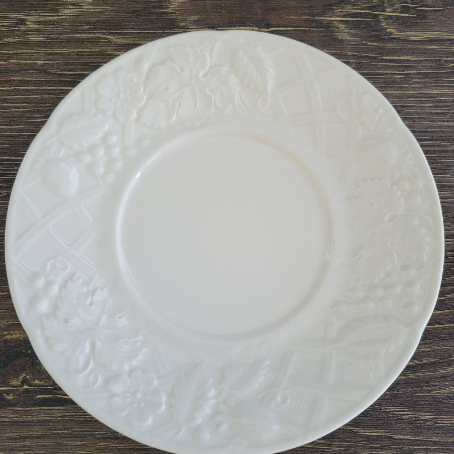 English Countryside White Bread Plate, Set of 2