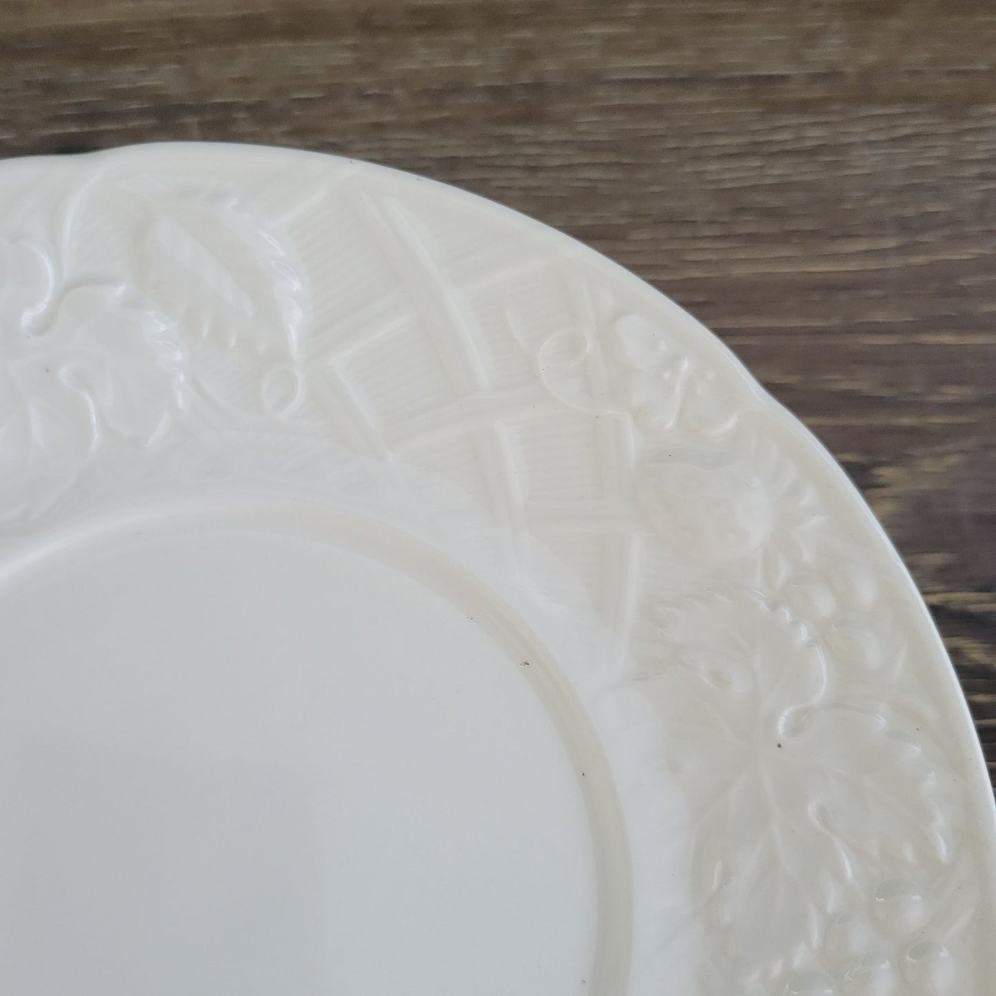 English Countryside White Bread Plate, Set of 2