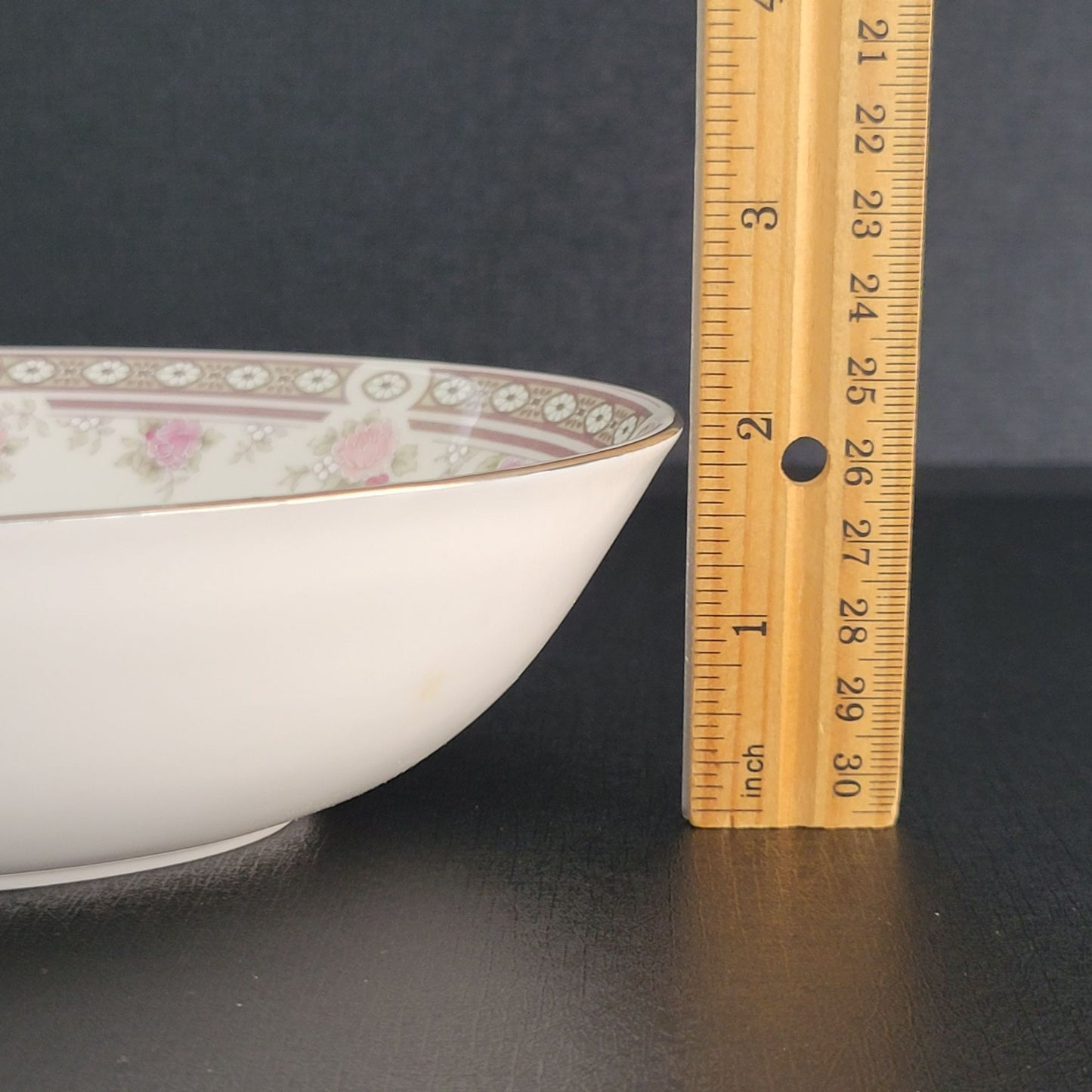 Royal Doulton Elegance Oval Vegetable Bowl, c.1980s England