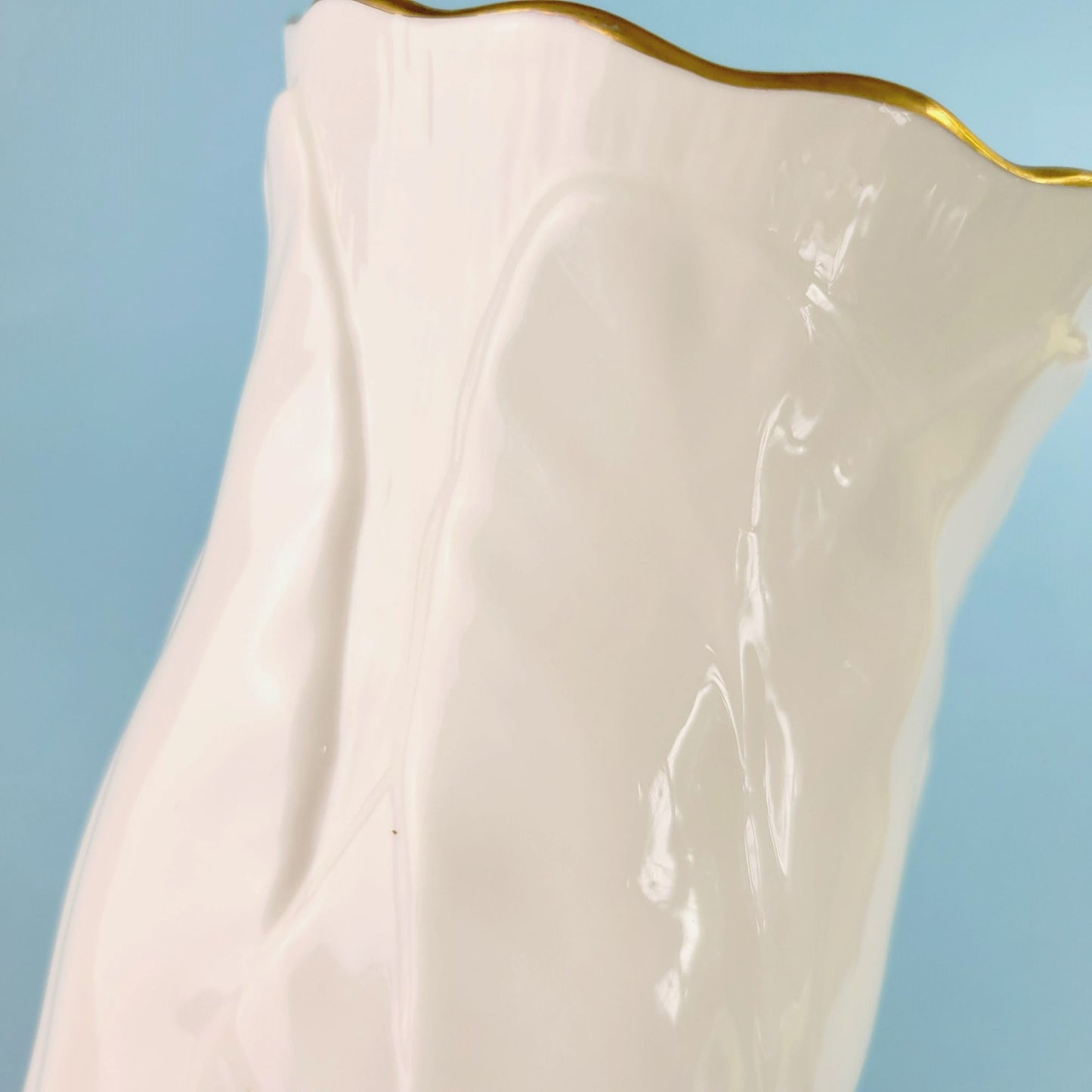 Royal Worcester Fern Leaf Vase, Bone China Made in England, c.1986