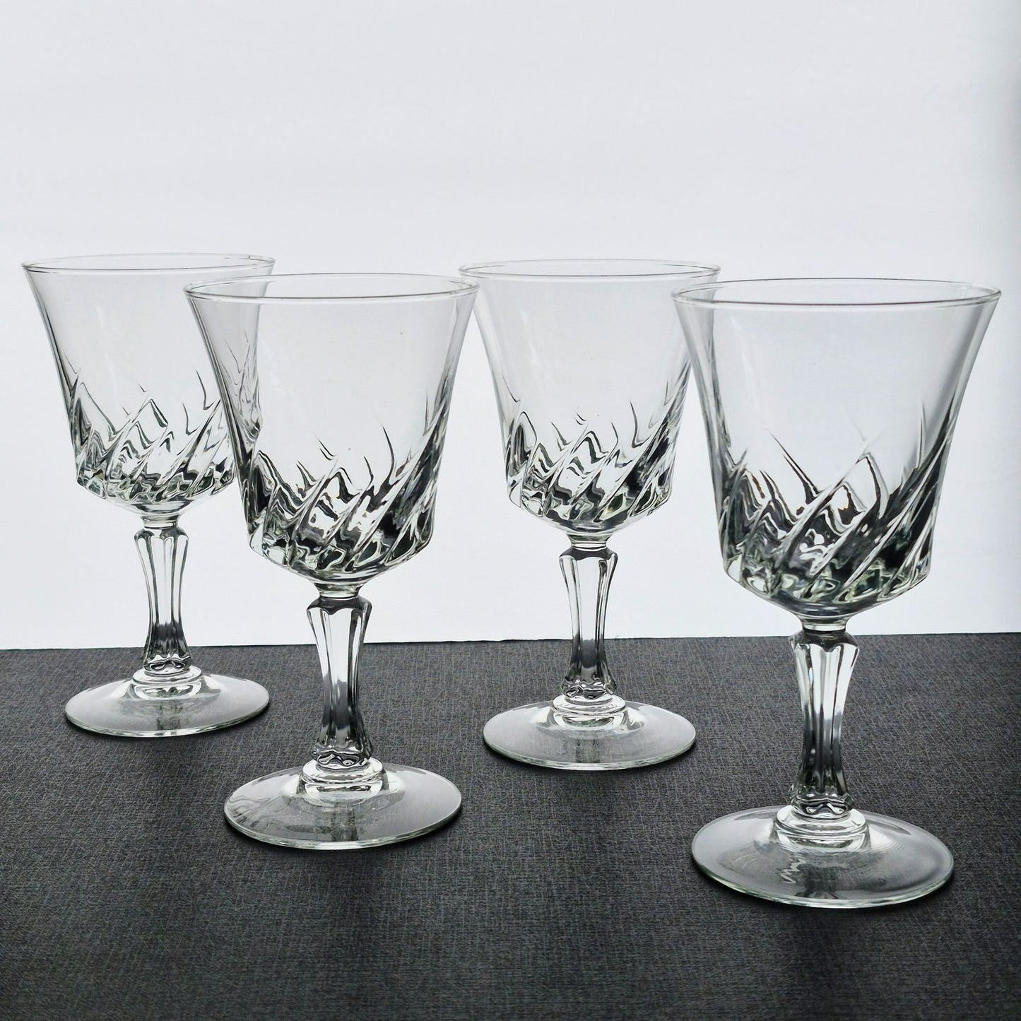 Cristal D'Arques "Flammes" Crystal Wine Glass, Set of 4, France