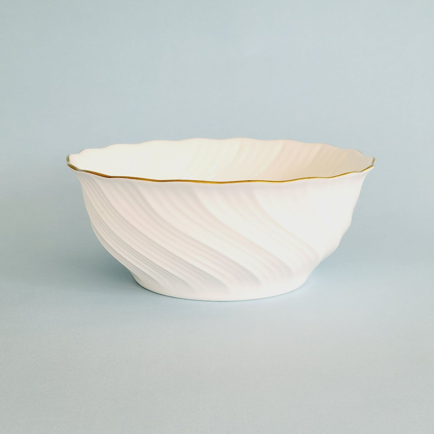 Toyo Elegance 8" Serving Bowl, Made in Japan