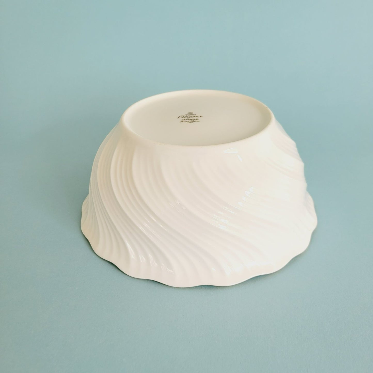 Toyo Elegance 8" Serving Bowl, Made in Japan