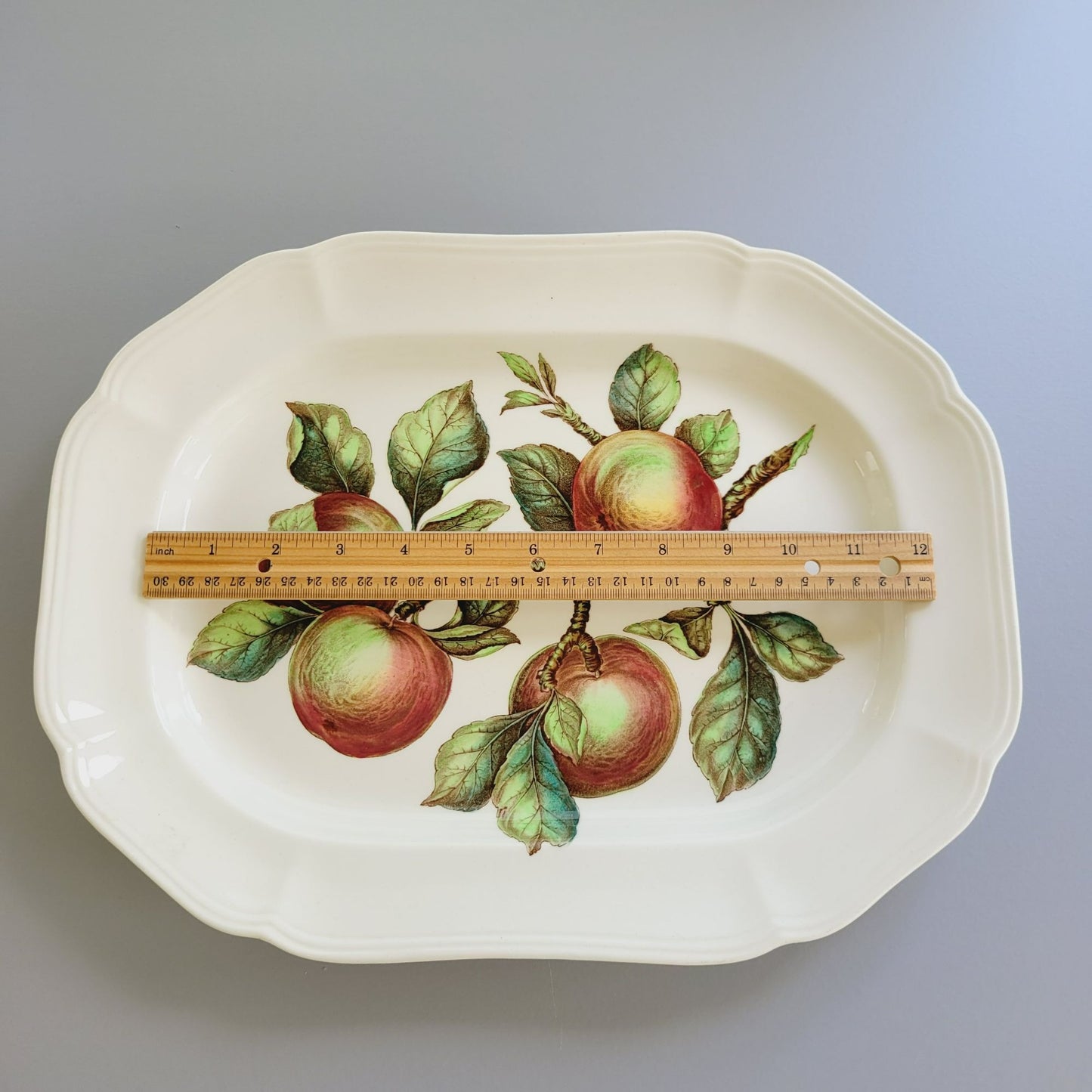 Spode Apple Oval Serving Platter, c.1962-64 England