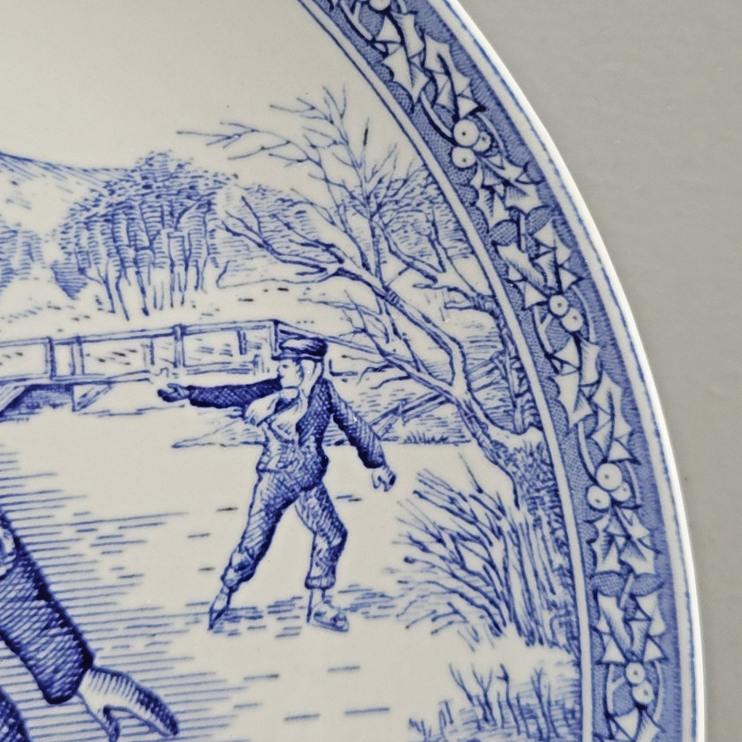 Spode Blue Room Victorian Annual Christmas Plate 1996, Made in England