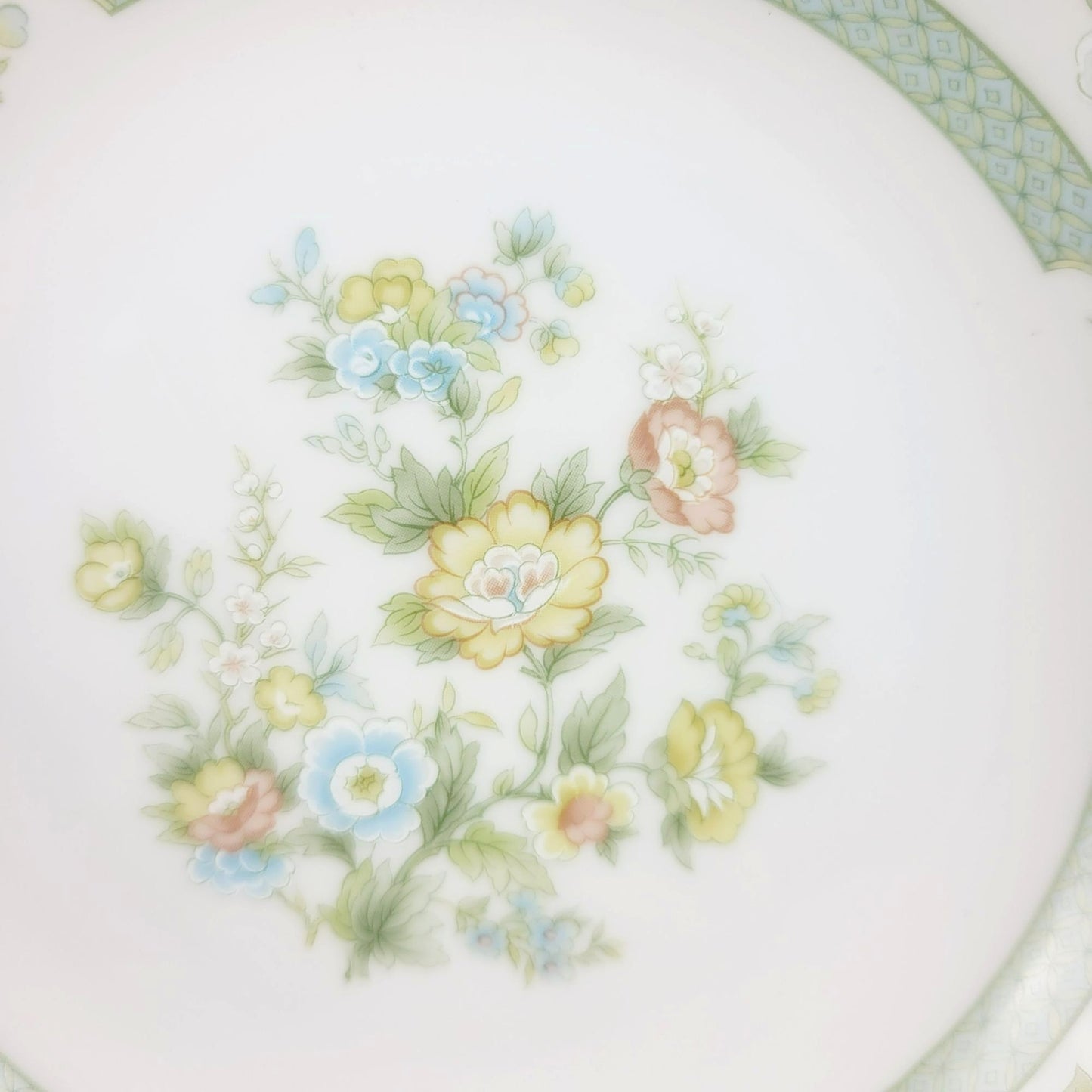 Fashion Royale Ashley Dessert Bowl Set of 2, Shabby Chic Floral, Japan Made