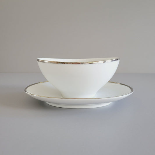 Johann Haviland White Gravy Boat & Underplate, c.1960s Germany