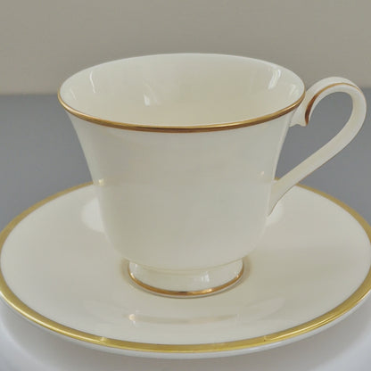 Royal Doulton "Heather" Teacup & Saucer, 2 Sets, c.1984-98 England