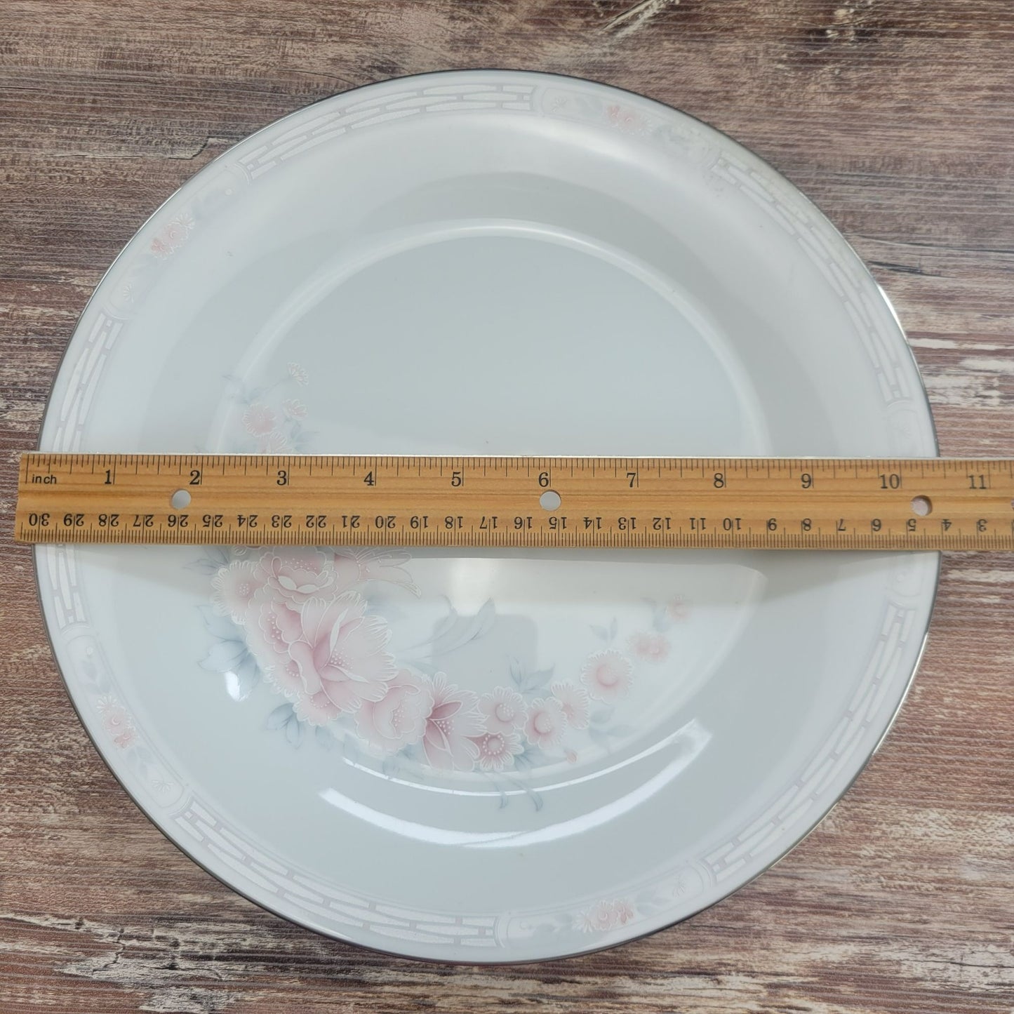 Noritake Carthage Dinner Plates, Set of 2, Shabby Chic Floral