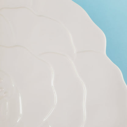 Studio Nova White Hibiscus Flower 14" Round Platter