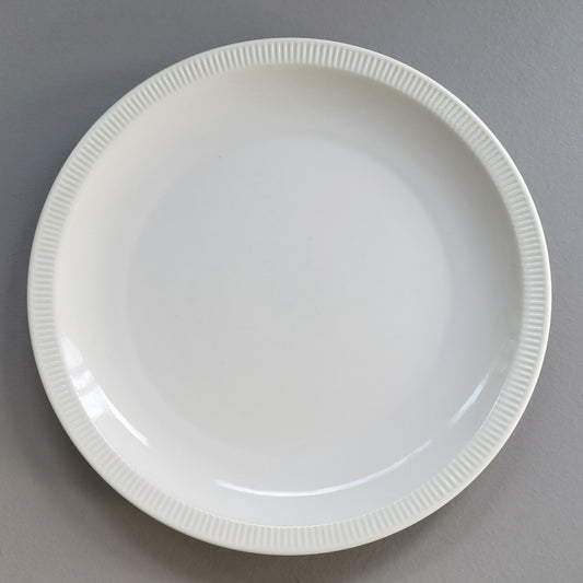 Arzberg Athena White Luncheon Plate, Ribbed Rim, c.1968-90 Germany