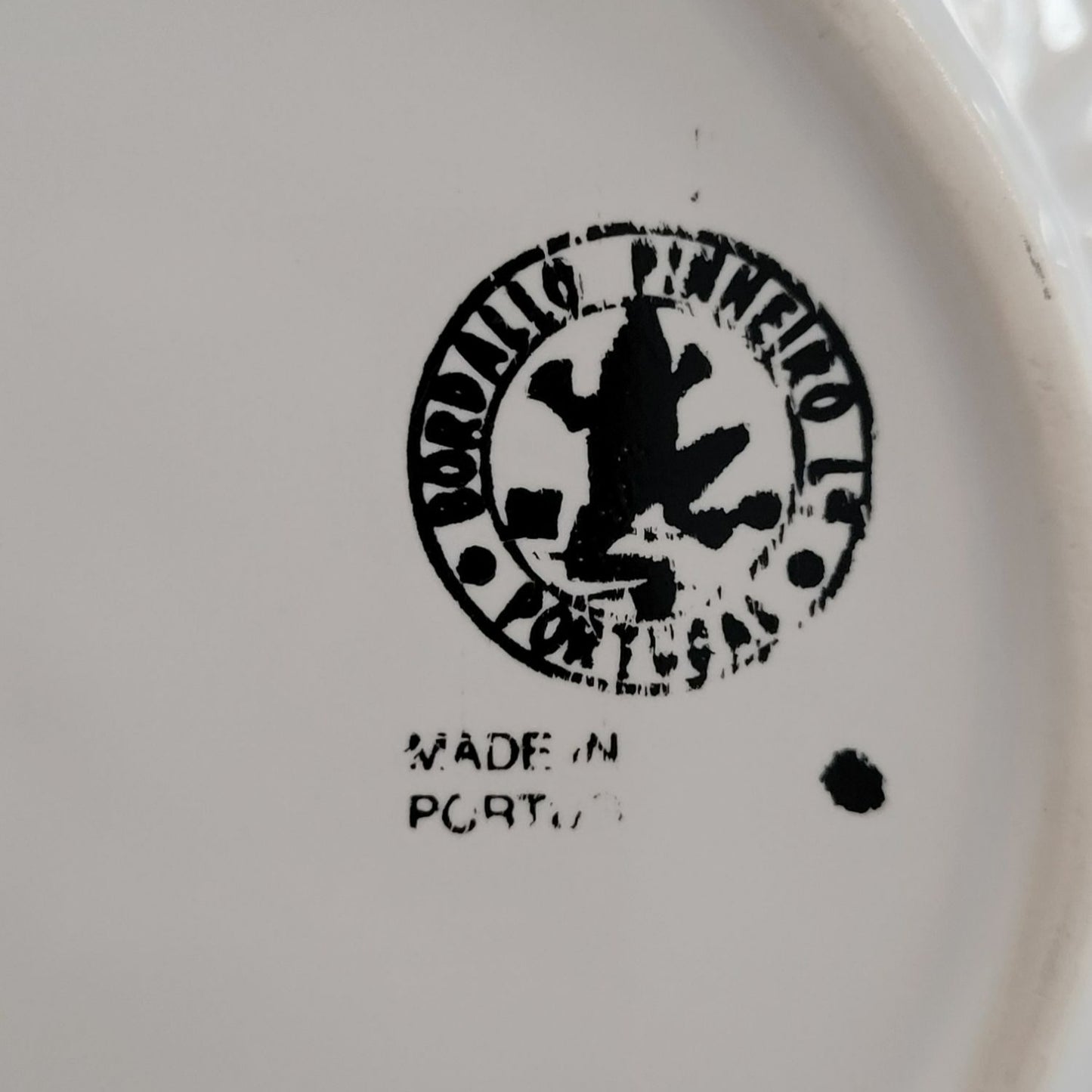 Bordallo Pinheiro "Cabbage Beige" Coupe Soup Bowl, Made in Portugal