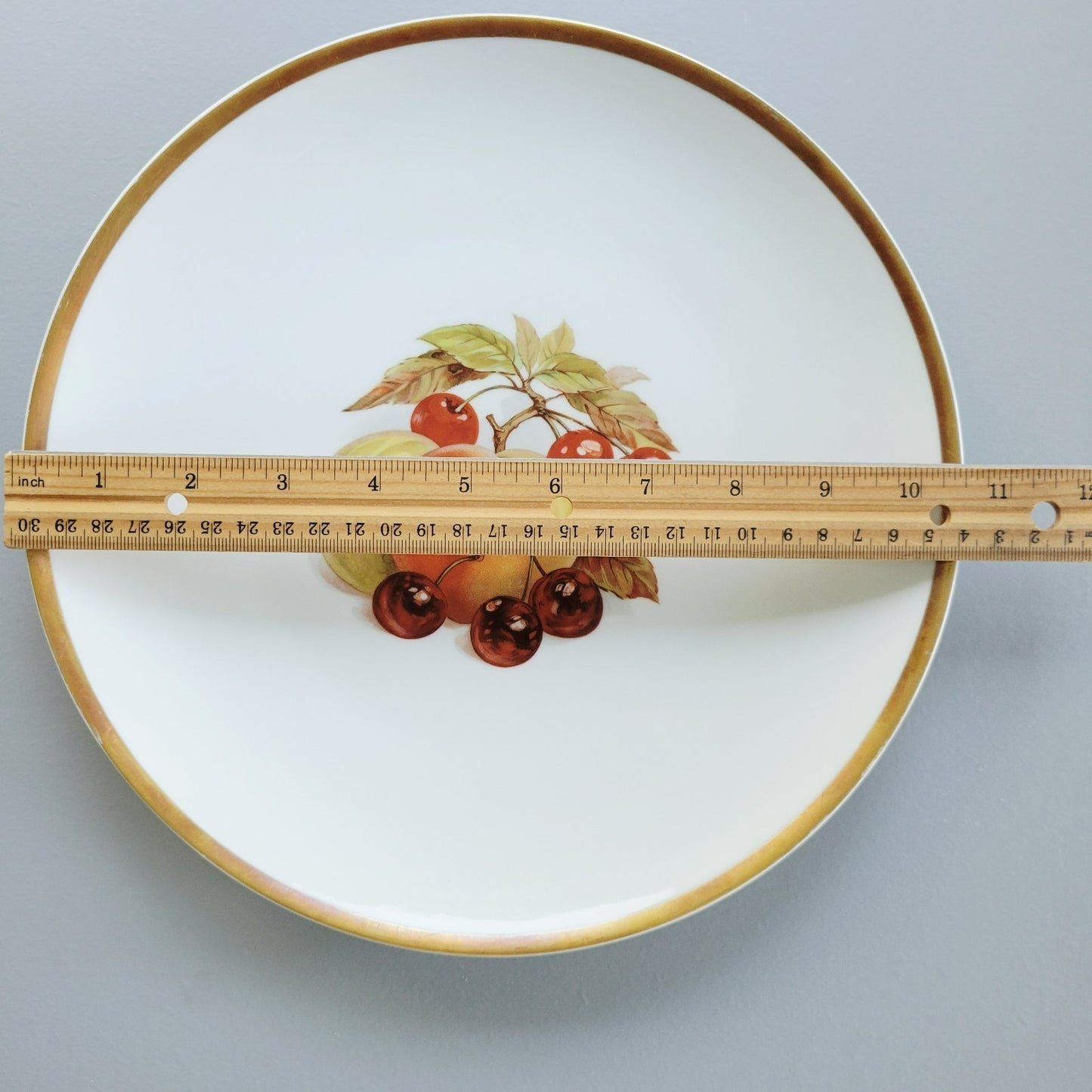 PM Jaeger & Co. Harvest Dinner Plate, Peach & Cherry, c.1950-60 Bavaria Germany