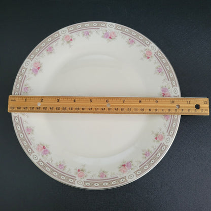 Royal Doulton Elegance Dinner Plate, c.1980s Vogue Collection, England