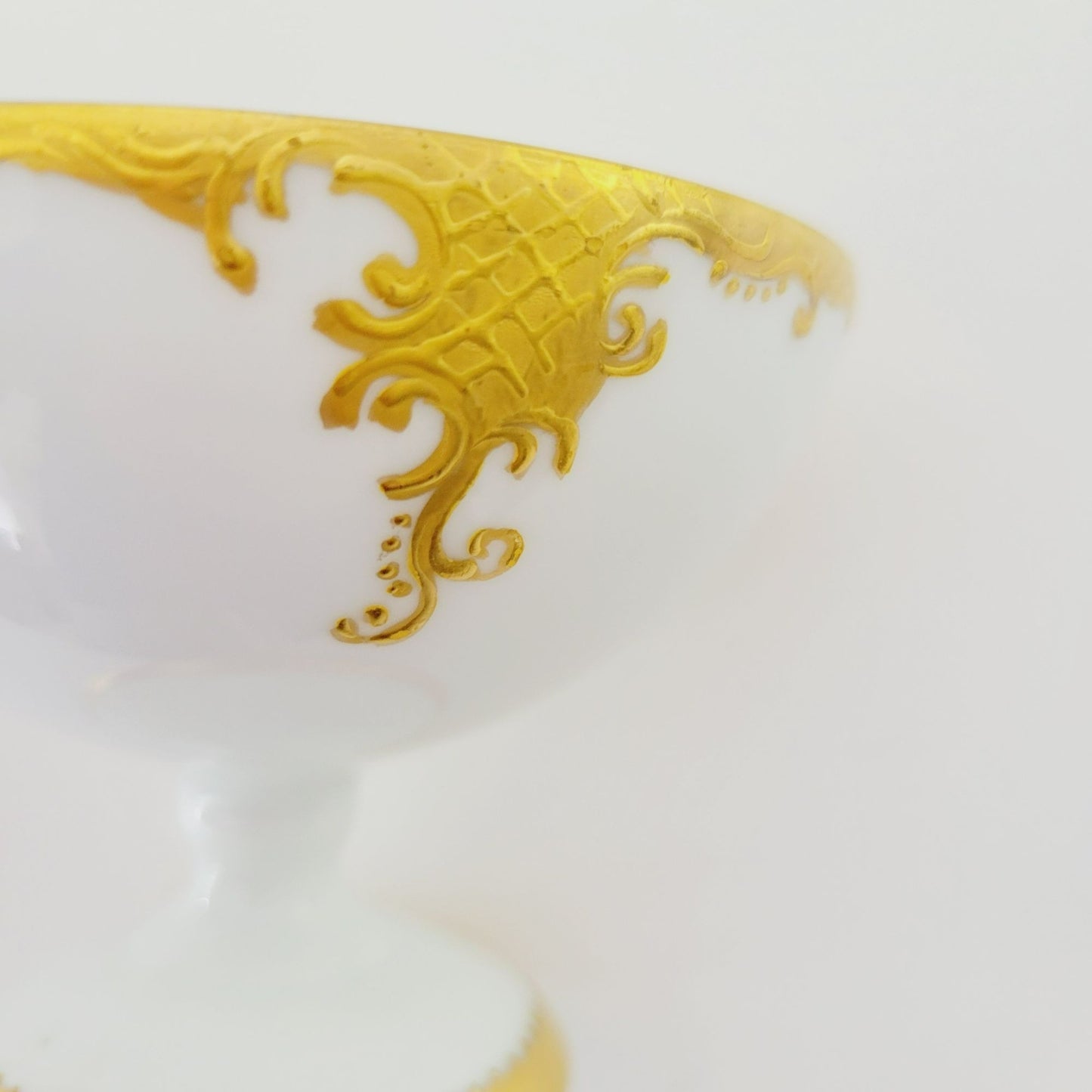 Hutschenreuther White & Gold Footed Dessert Bowl and Saucers, 2 Sets, Bavaria Germany