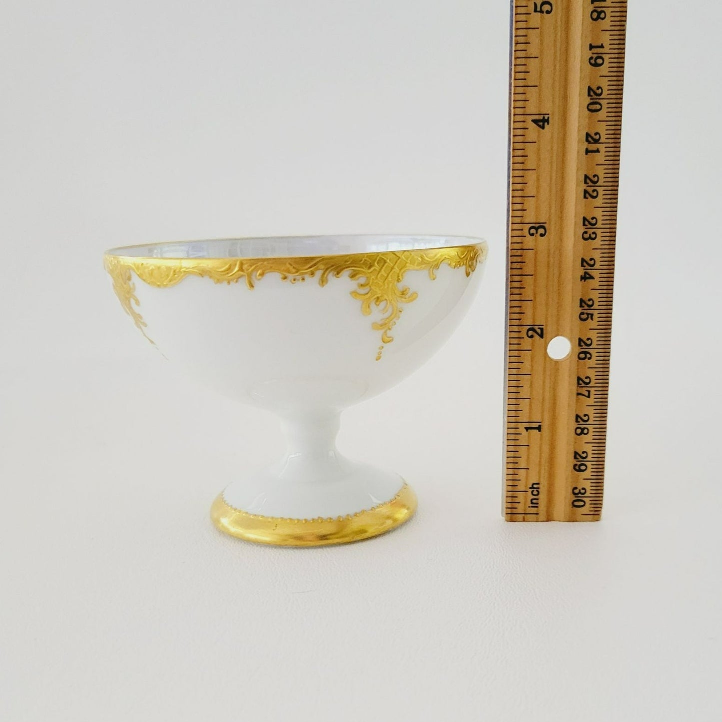 Hutschenreuther White & Gold Footed Dessert Bowl and Saucers, 2 Sets, Bavaria Germany