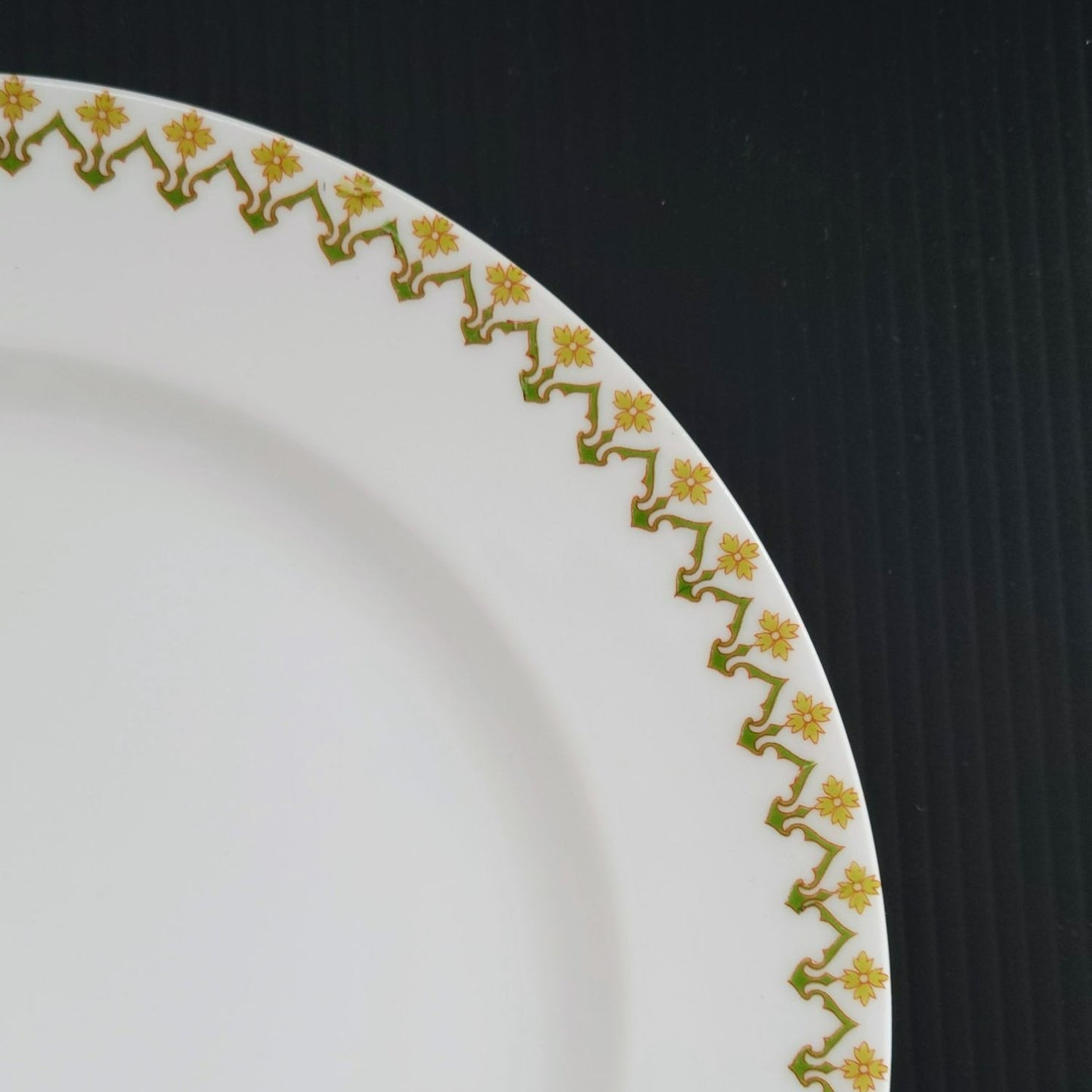 Haviland Luncheon Salad Plate, Schleiger 570d, c.1926-31 Limoges France